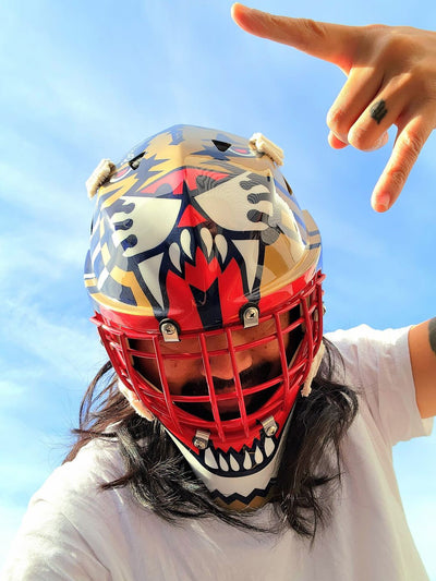 Goalie Mask Collector Looking to Setup HQ in Florida! Looking to buy rare Signed & Game Worn Goalie Masks!