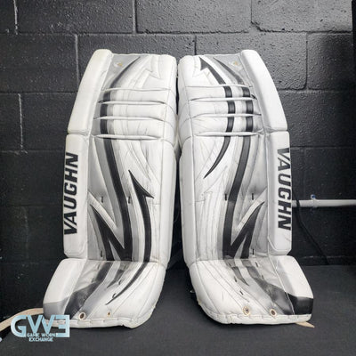 🎥 In-depth video: JONATHAN QUICK 2011-12 Game Used Goalie Pads Stanley Cup Season