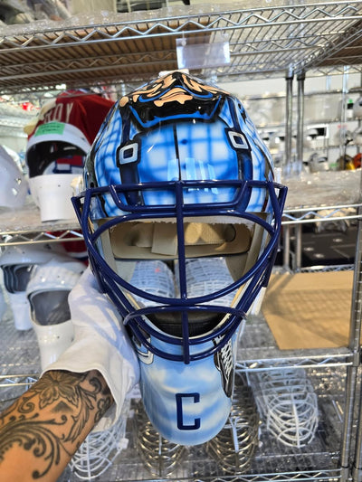 New Roberto Luongo Signed Goalie Mask 2010 Vancouver CAPTAIN