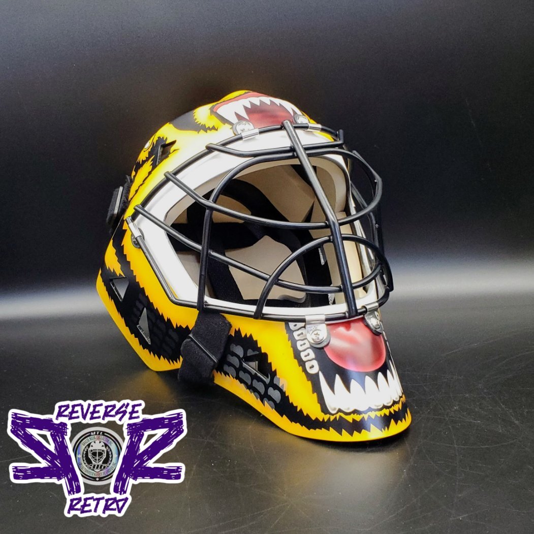 Andy Moog Signed Goalie Mask "RR REVERSE RETRO" Boston Mad Bruin Modern Signature Edition. Goalie Mask Collector.