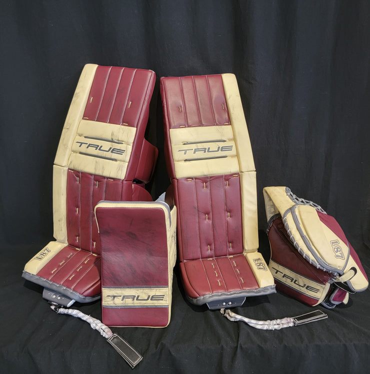 Ann-Renee Desbiens Game Used Goalie Pads 2023-24 Victoire De Montreal Inaugural Season Worn True Set Pads + Glove + Blocker Signed and Inscribed AS-03302