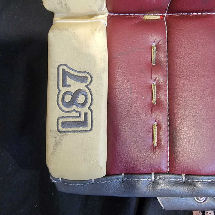 Ann-Renee Desbiens Game Used Goalie Pads 2023-24 Victoire De Montreal Inaugural Season Worn True Set Pads + Glove + Blocker Signed and Inscribed AS-03302