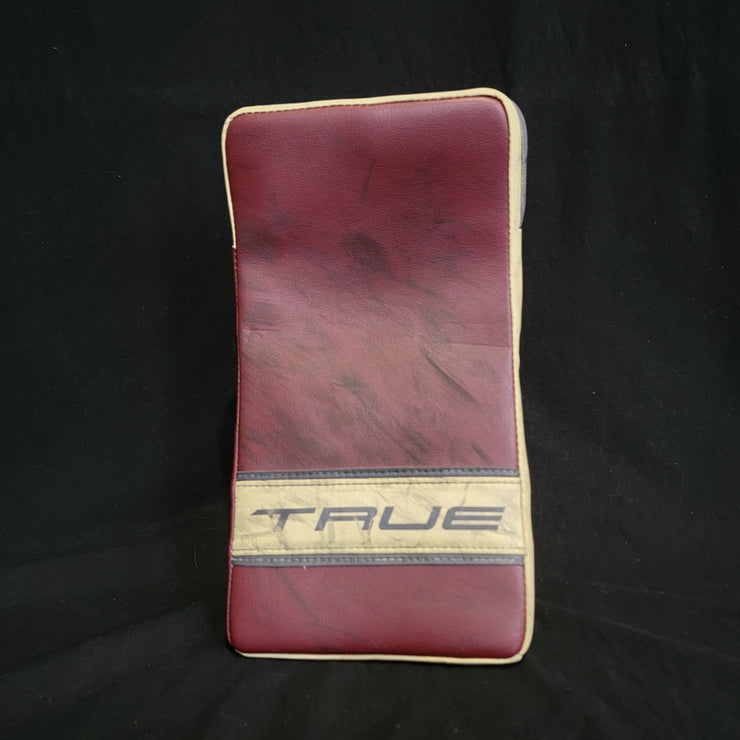 Ann-Renee Desbiens Game Used Goalie Pads 2023-24 Victoire De Montreal Inaugural Season Worn True Set Pads + Glove + Blocker Signed and Inscribed AS-03302