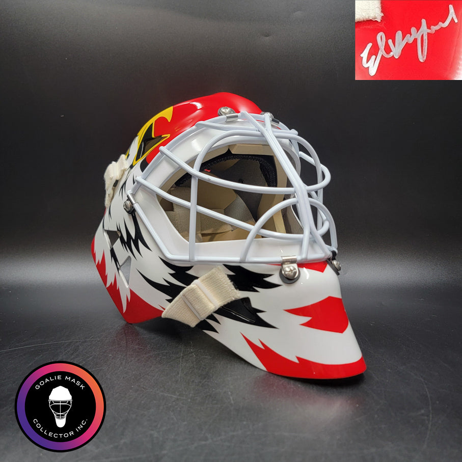 Ed Belfour Signed Goalie Mask Chicago Red Simple Eagle Classic Signature Edition Tribute. Goalie Mask Collector.