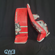Jake Oettinger Game Worn Used Goalie Pads & Glove Set 2018-19 Boston University BU Last Season AS-03151