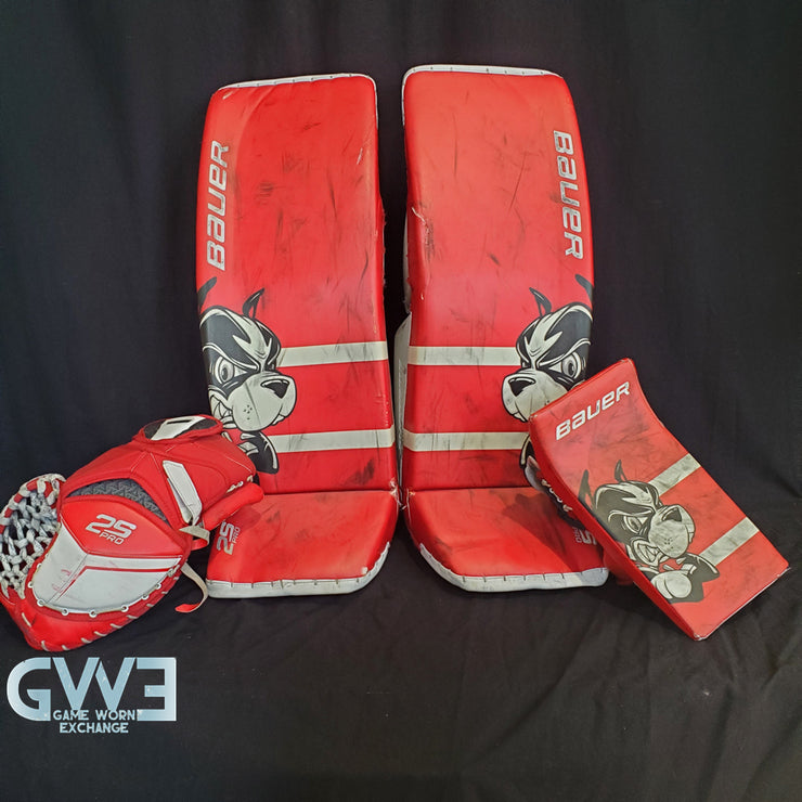 Jake Oettinger Game Worn Used Goalie Pads & Glove Set 2018-19 Boston University BU Last Season AS-03151