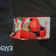 Jake Oettinger Game Worn Used Goalie Pads & Glove Set 2018-19 Boston University BU Last Season AS-03151