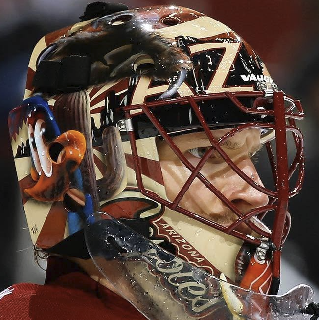 Mike Smith 2014 Phoenix Looney Tunes goalie mask tribute | Goalie Mask Collector