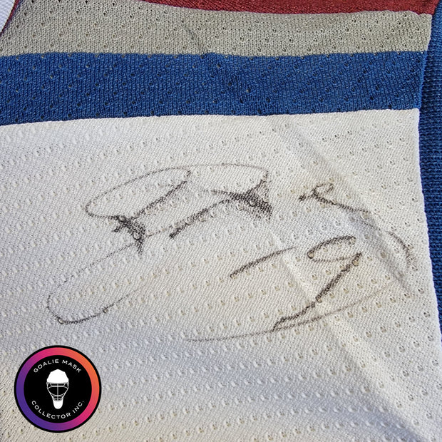 Patrick Roy 2001-2002 Colorado Avalanche Team-Signed Jersey CCM XL Autographed by Roy, Sakic, Forsberg, Blake, Hejduk AS-03522