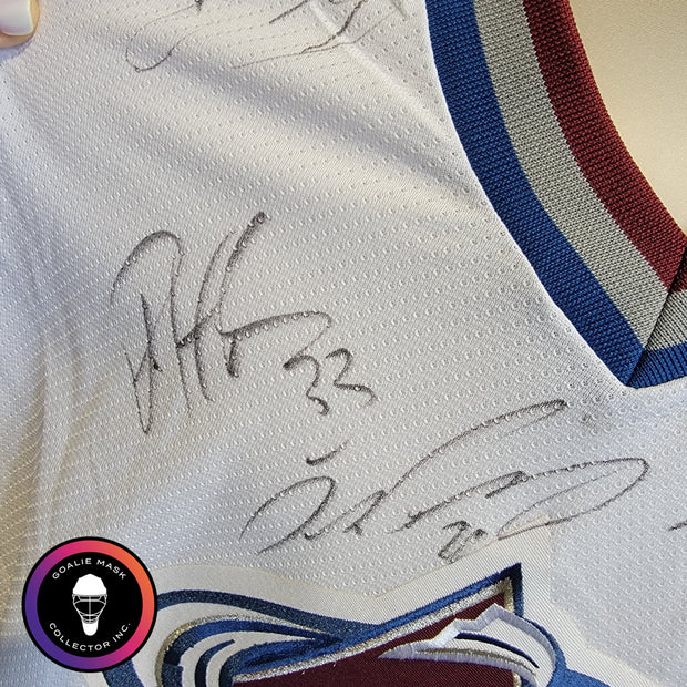 Patrick Roy 2001-2002 Colorado Avalanche Team-Signed Jersey CCM XL Autographed by Roy, Sakic, Forsberg, Blake, Hejduk AS-03522
