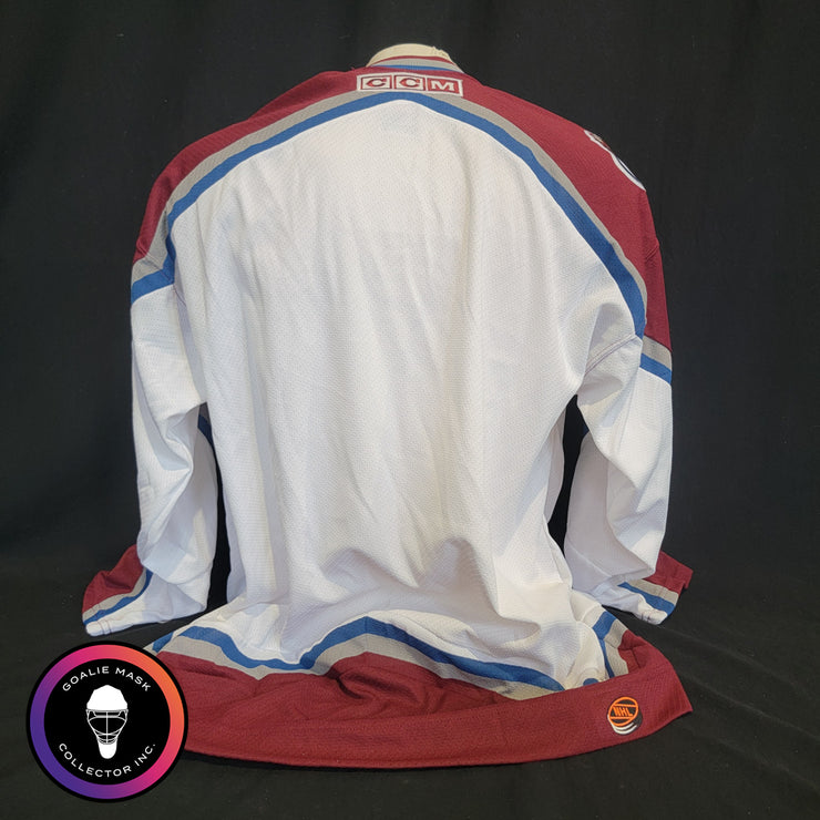 Patrick Roy 2001-2002 Colorado Avalanche Team-Signed Jersey CCM XL Autographed by Roy, Sakic, Forsberg, Blake, Hejduk AS-03522
