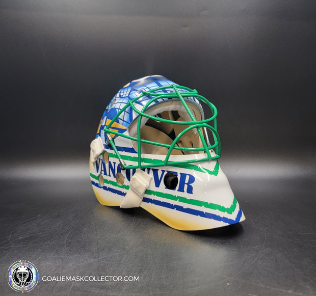 Roberto Luongo Signed Goalie Mask 2009 Vancouver CAPTAIN Signature Edition Autographed Tribute