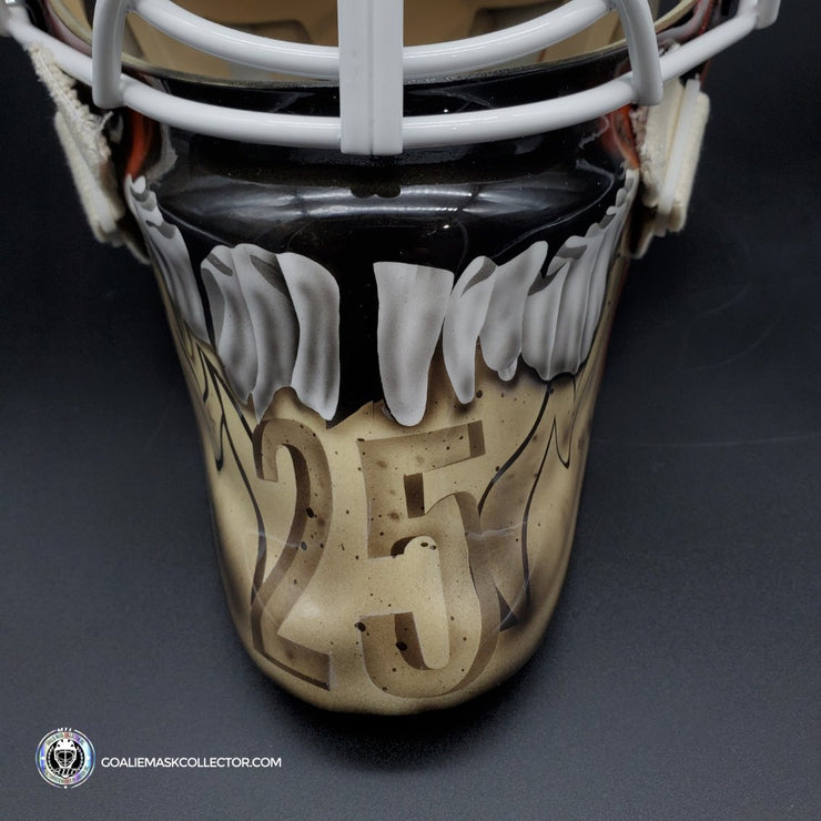 New squad means a brand new mask for Jacob Markstrom (@markstrom25). 🔥🔥  (📸: @daveart)