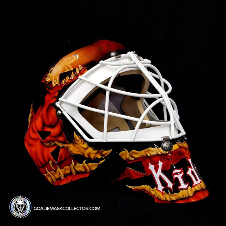 Ducks Goalie Brings Back a Classic For New Mask – SportsLogos.Net News
