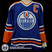 Demo: WAYNE GRETZKY ART EDITION SIGNED JERSEY HAND-PAINTED