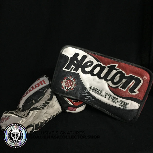 Martin Brodeur SIGNED Autographed Heaton Helite IV Goalie Pads Glove T ...